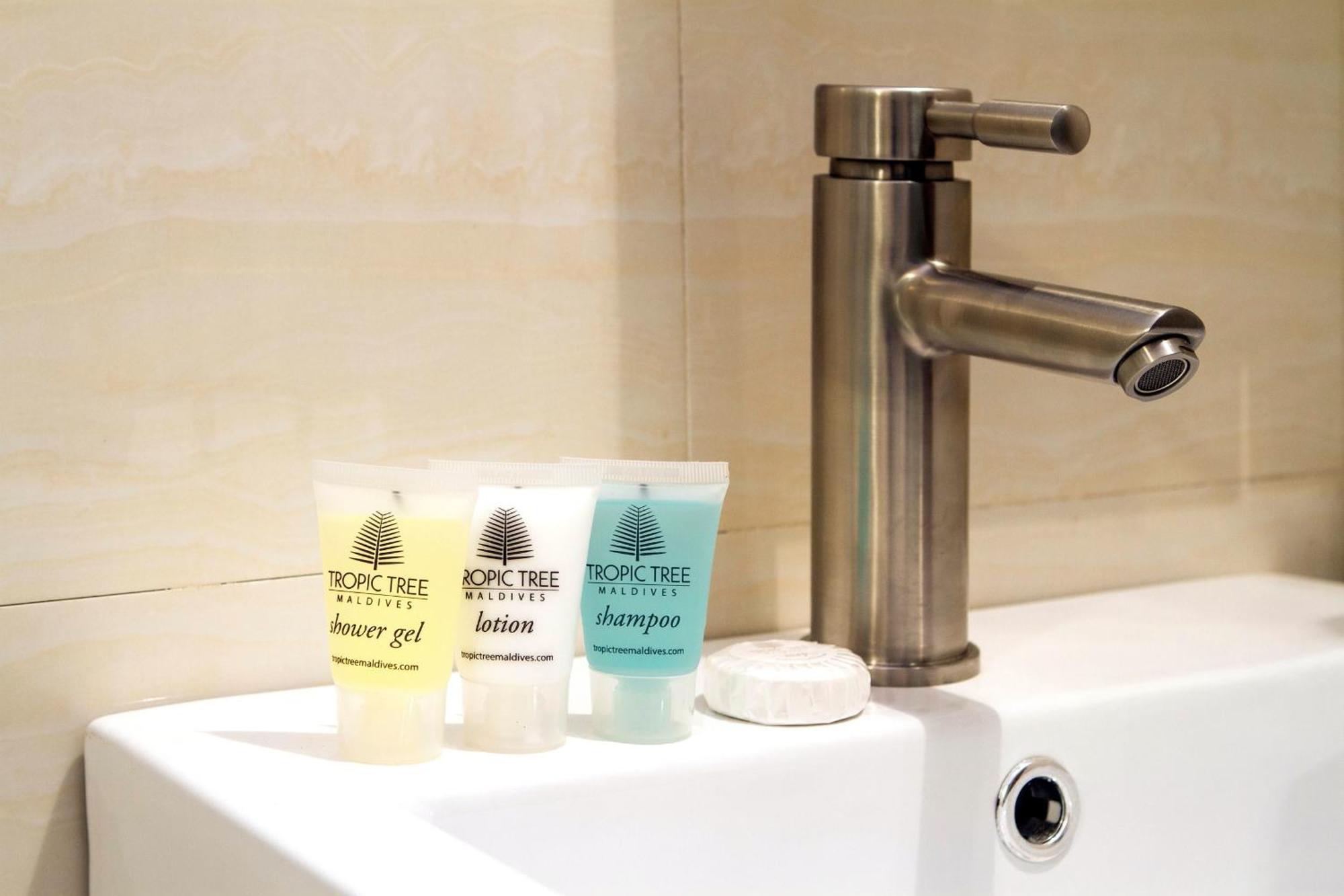 Tropic Tree Maldives Hotel Bãi biển Bãi biển Gulhi Phòng bức ảnh