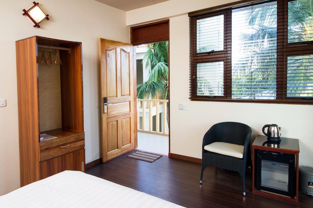 Tropic Tree Maldives Hotel Bãi biển Bãi biển Gulhi Phòng bức ảnh